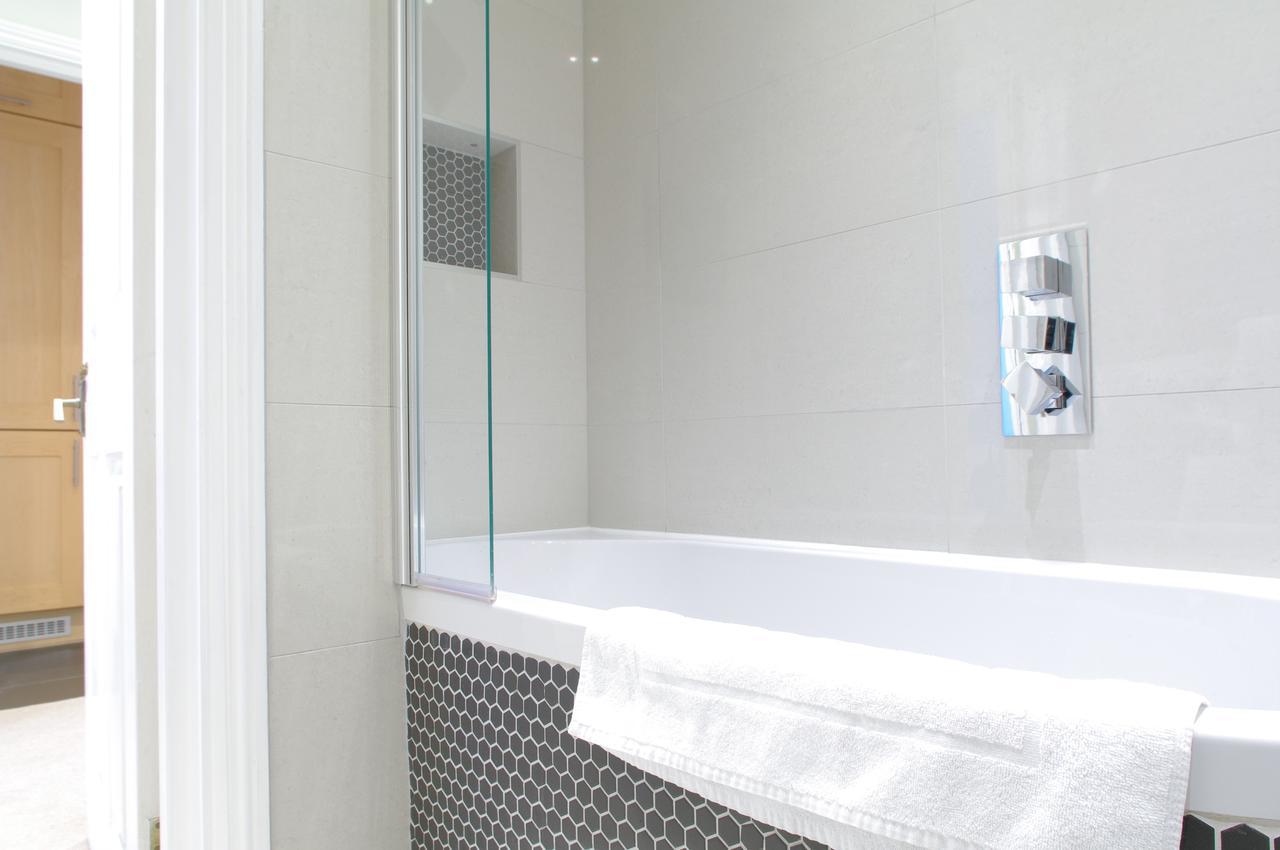 Covent Garden Superior Two Bedroom Aparment On Strand London Exterior photo